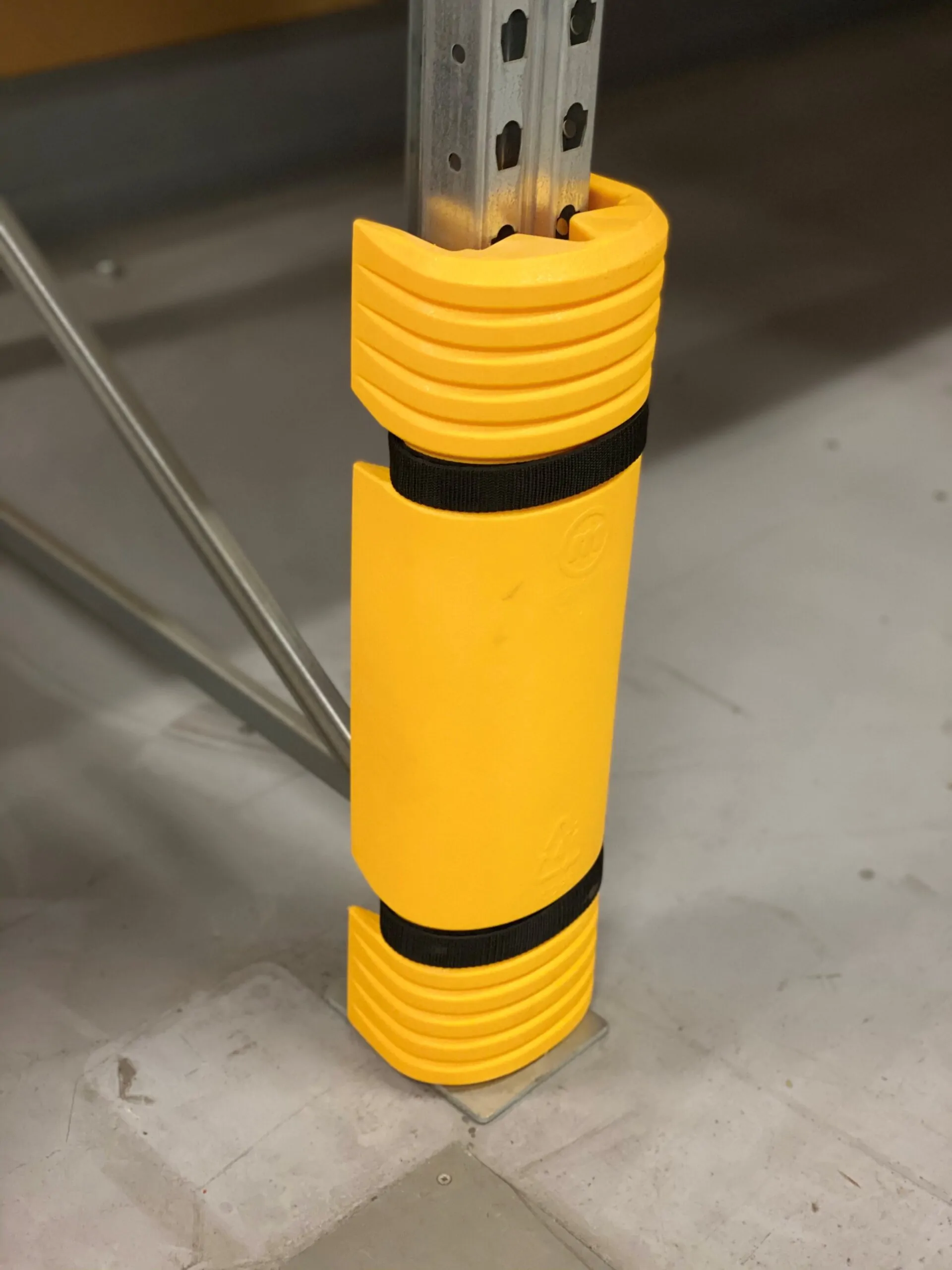 KUNSTSTOF STIJLBESCHERMER VOOR PALLETSTELLING, HOOGTE 0,55 M, KLEUR GEEL KUNSTSTOF STIJLBESCHERMER VOOR PALLETSTELLING, HOOGTE 0,55 M, KLEUR GEEL - Afbeelding 5