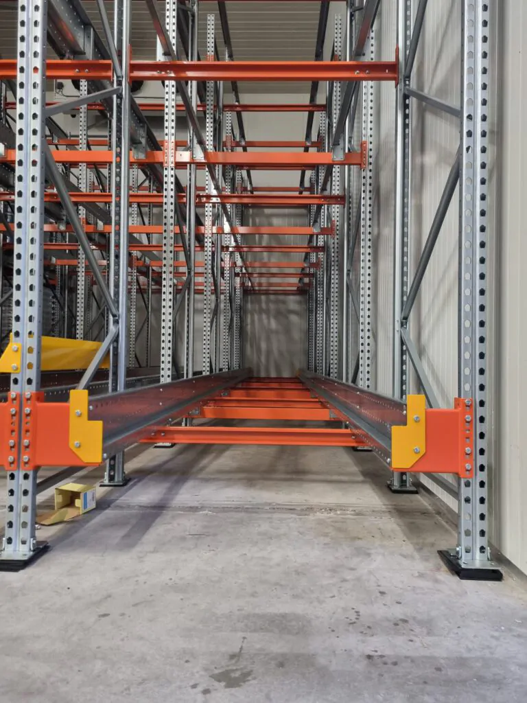 Smits Zuivel optimaliseert koelopslag met shuttle systeem